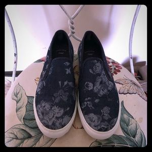 Floral slip ons